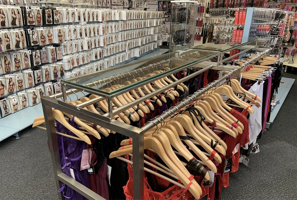 Devils Paradise shop